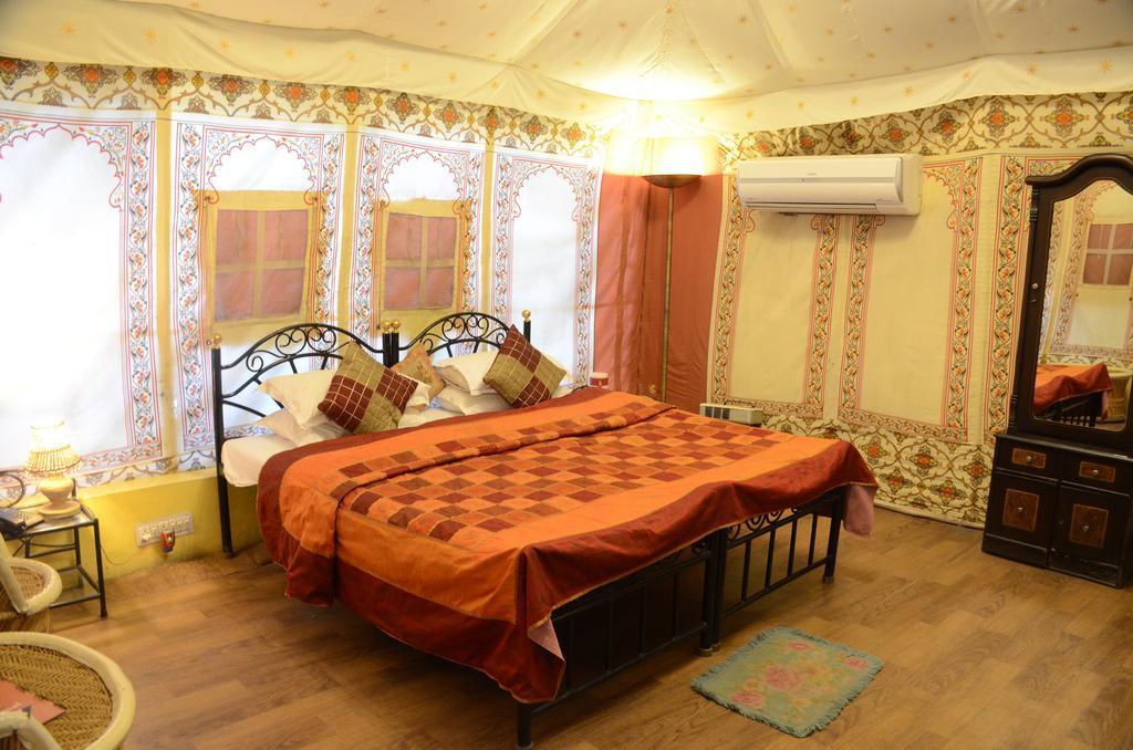 The Aravali Tent Resort 烏代浦 客房 照片