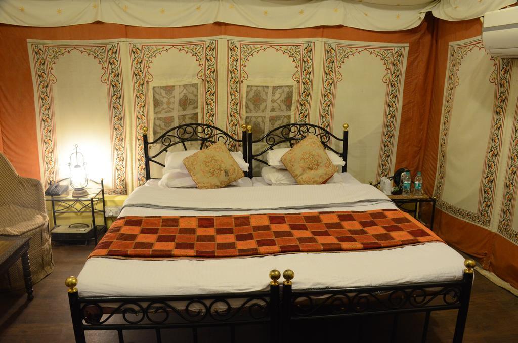 The Aravali Tent Resort 烏代浦 客房 照片