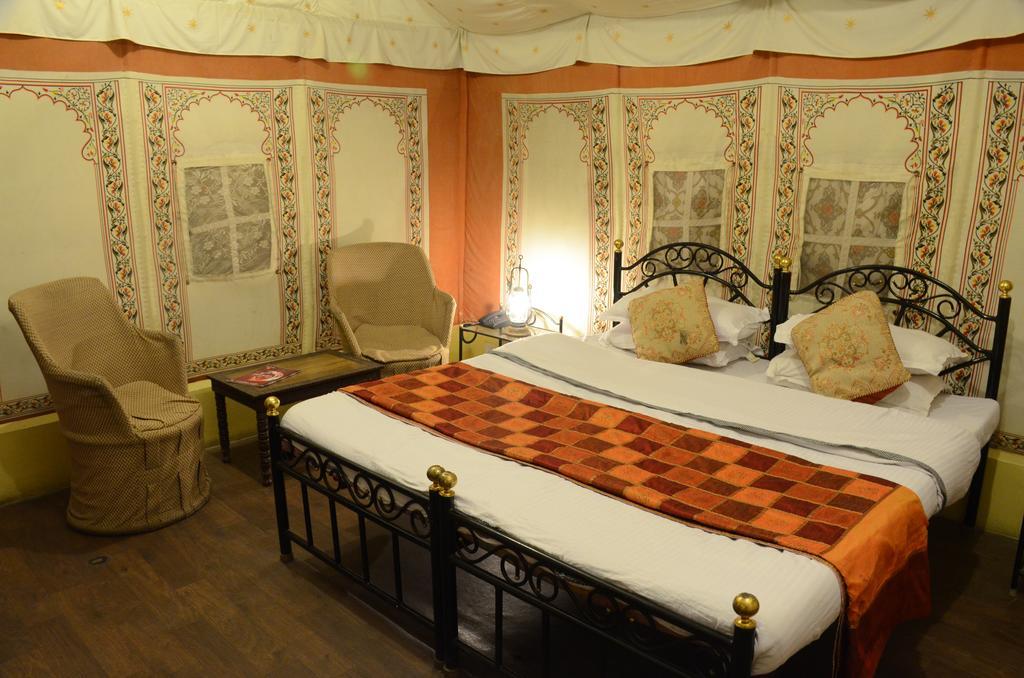 The Aravali Tent Resort 烏代浦 客房 照片